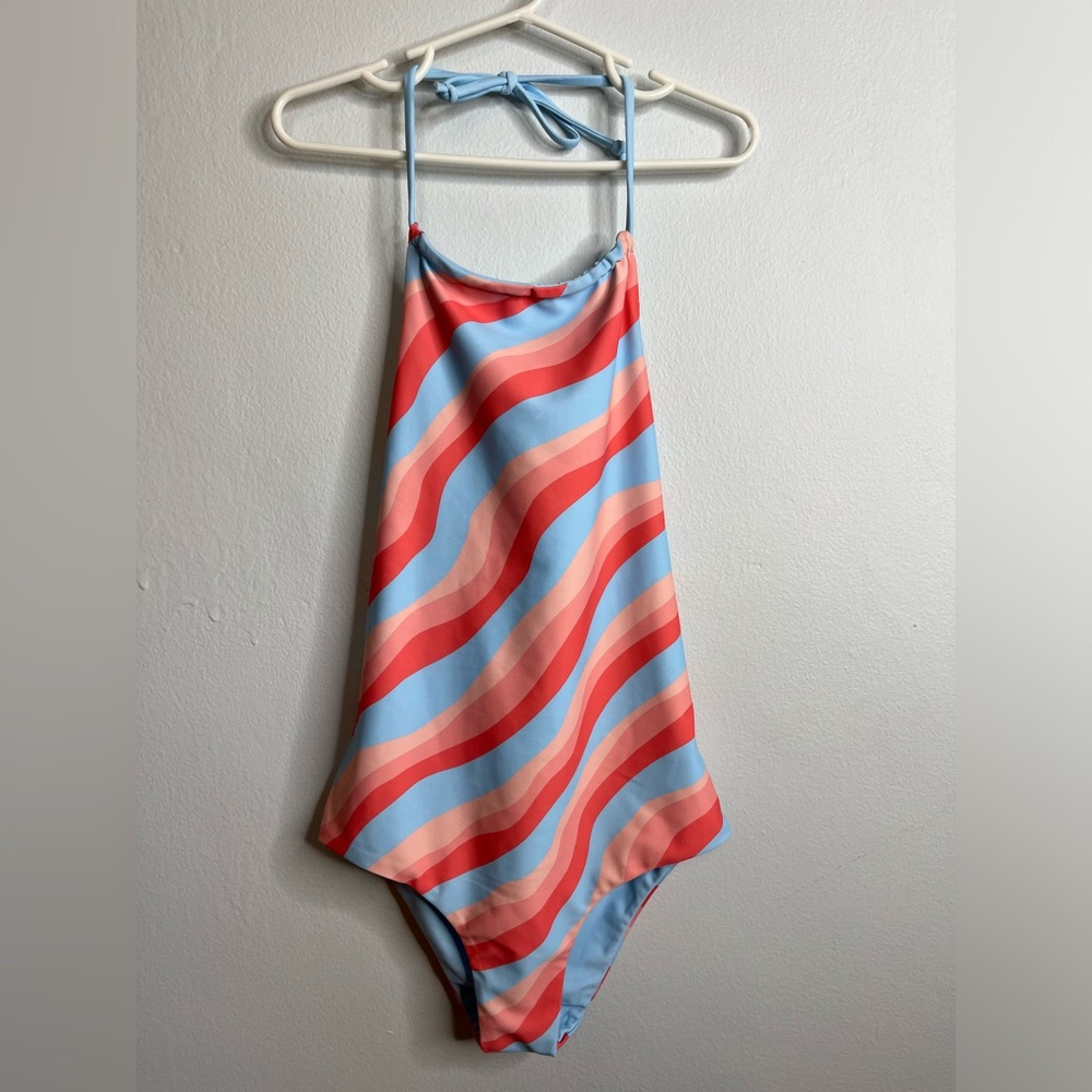 F4A Feather 4 Arrow Oasis Reversible One Piece Swimsuit Blue Pink Coral EUC 8